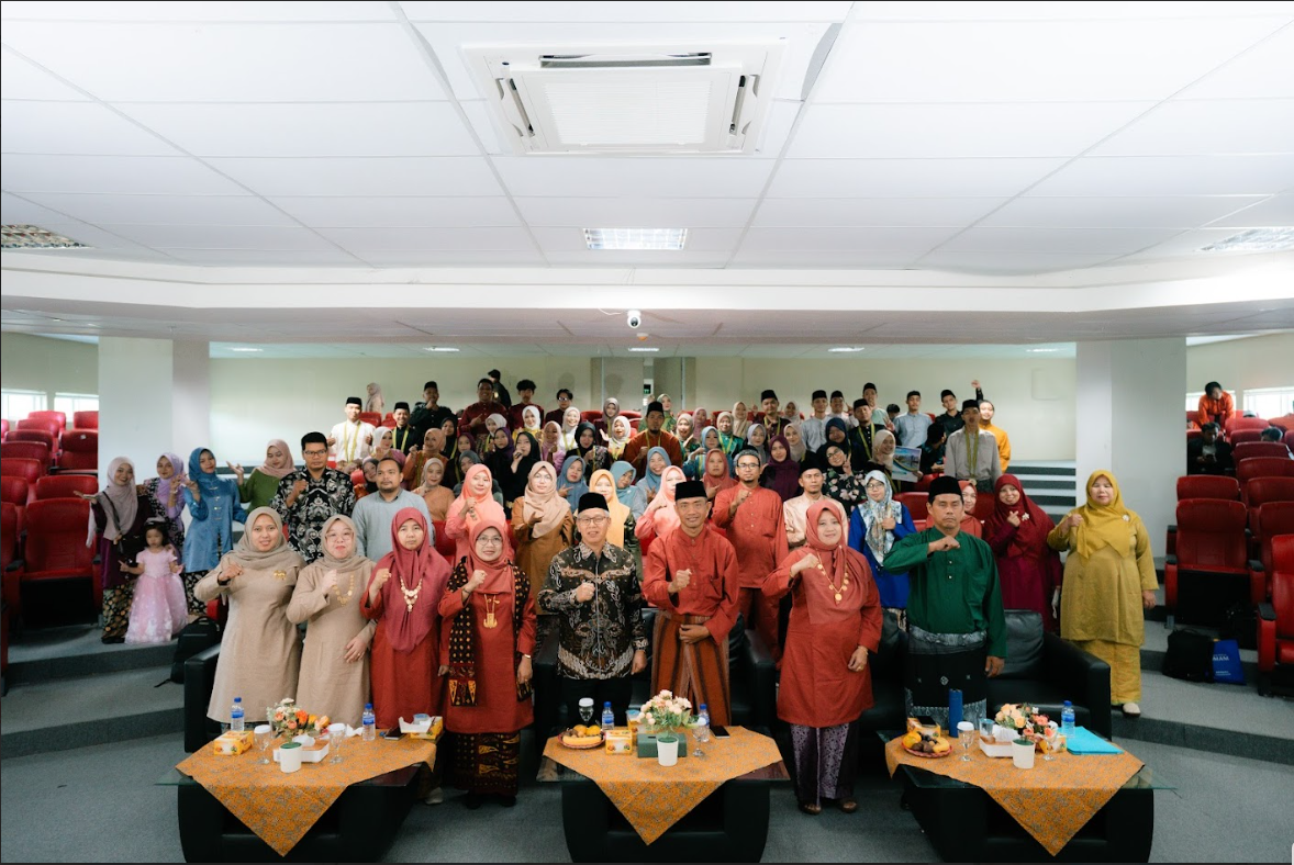 Fakultas Adab dan Humaniora UIN Sutha Jambi Gelar Yudisium Ke-XXVI Dengan Tema â€œ Berbudaya Dalam Berpikir, Unggul Dalam Berkaryaâ€