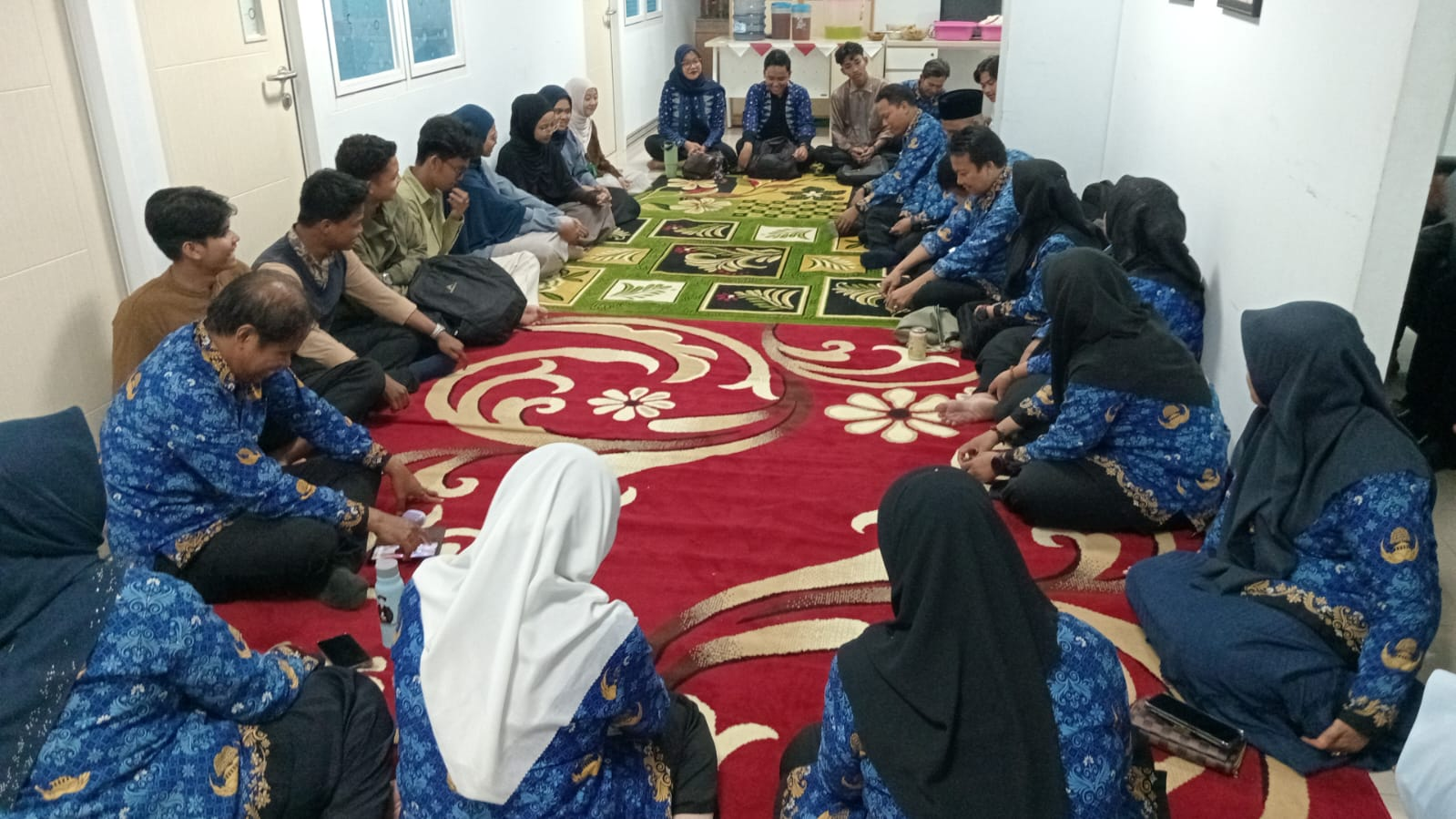 Syukuran dan Serah Terima Jabatan Tenaga Kependidikan Fakultas Adab dan Humaniora Berlangsung Khidmat